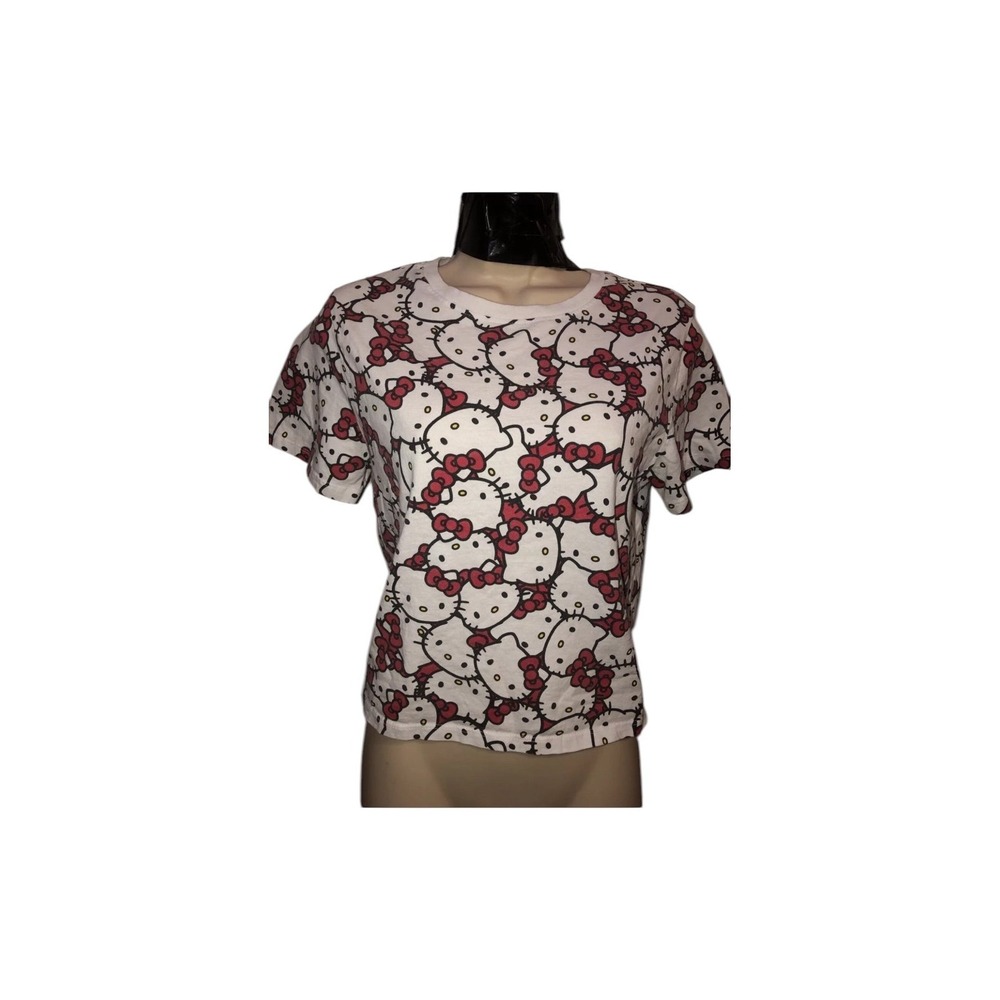 Hello Kitty size large crop shirt‎